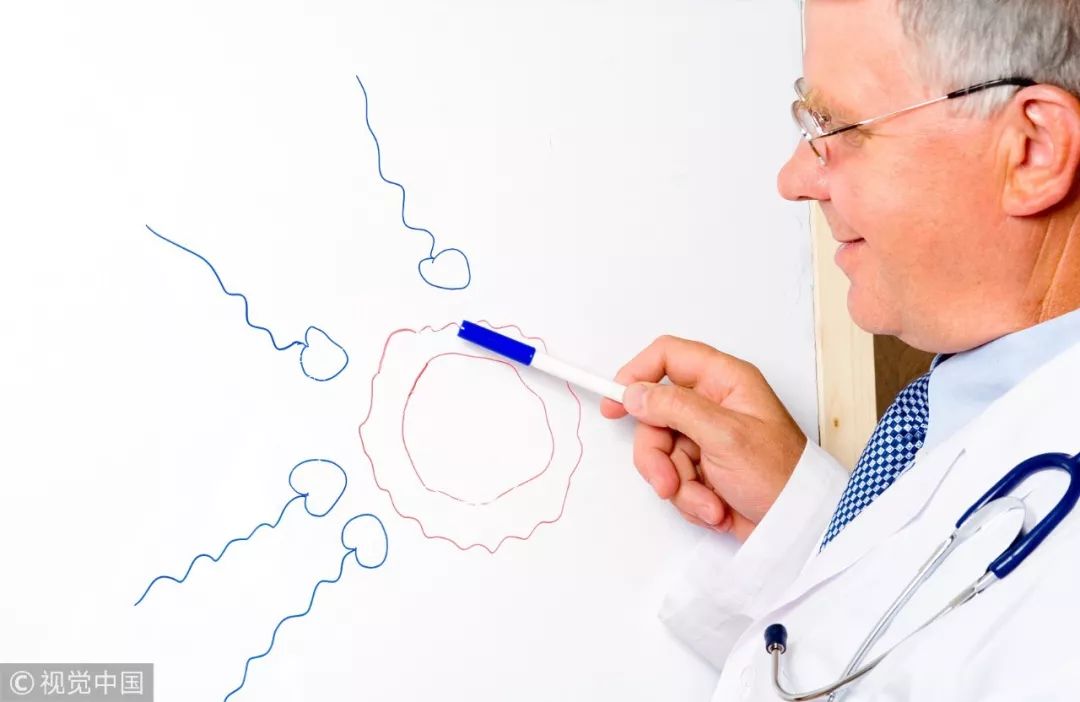 女子怀孕八个月哭诉婆婆怀孕,流产多次的大龄孕妇再次怀孕