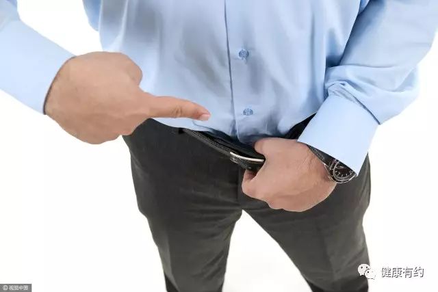 女子怀孕八个月哭诉婆婆怀孕,流产多次的大龄孕妇再次怀孕