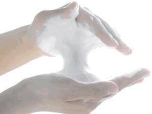 冬季皮肤容易发痒红肿？想要好皮肤，赶紧扔掉手中的洗面奶！