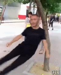 撞头、吃蝌蚪、把果汁注入静脉,奇葩养生总有人信?