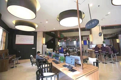 争做改革开放的弄潮儿,争当新时代企业改革发展排头兵