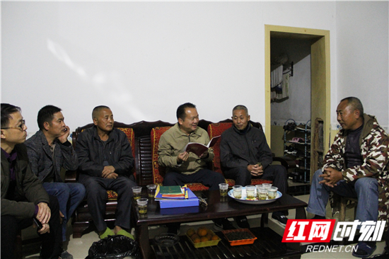 用心帮扶助脱贫用情驻村结硕果,接力帮扶助脱贫