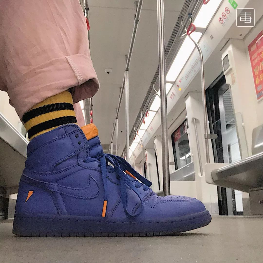 晒鞋拍照的姿势,拍鞋怎么拍出高级感上脚