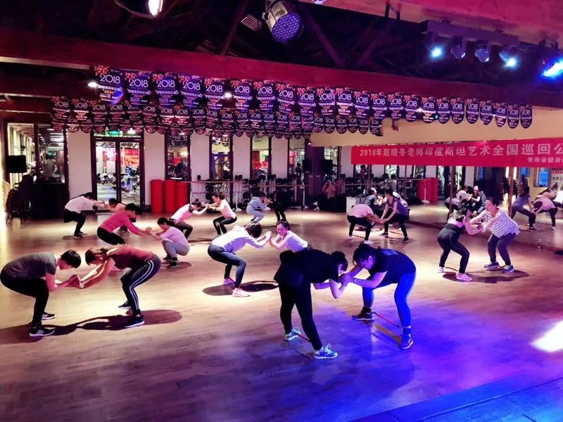 青海体育创新现状,西宁改革开放40年来的变化图片