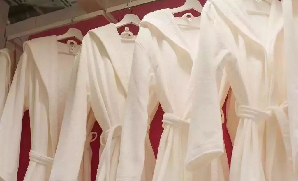 换季衣物靓丽如新,换季衣服整理小窍门简直太神奇了