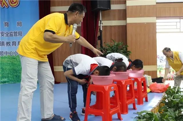 身体倍儿壮、活泼阳光心开朗，说的就是咱们里水童鞋！