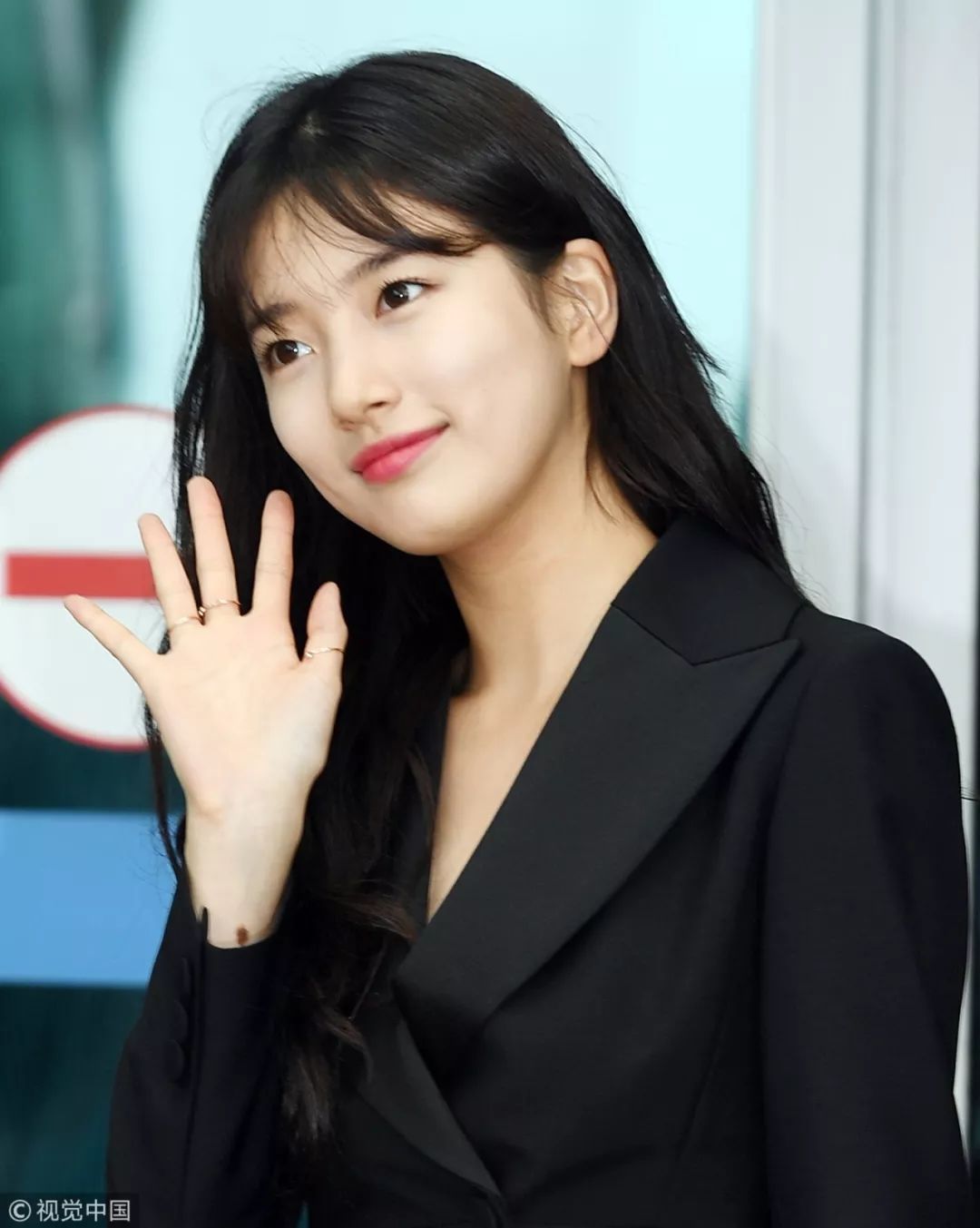 脖子为什么会有一道杠,脖子上出现几道杠会得什么病