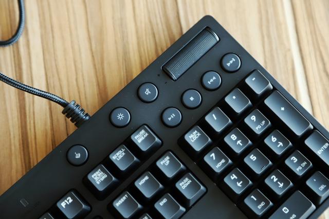罗技g610键盘在游戏里不亮,机械键盘评测罗技g610