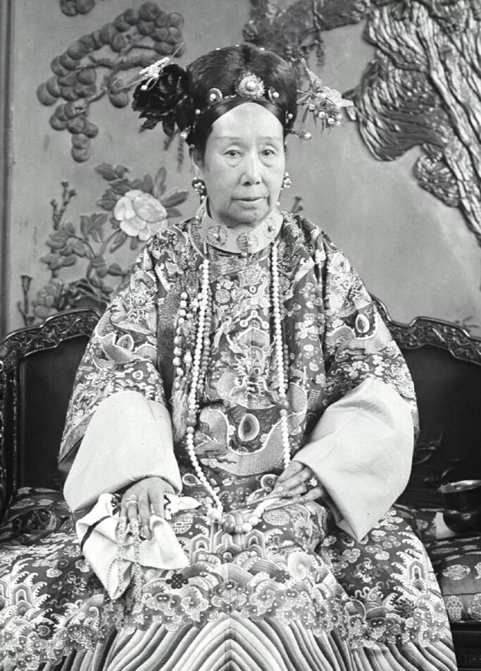 娉㈠+椤胯开缇庡崥鐗╅,缇庡浗娉㈠+椤胯开缇庡崥鐗╅