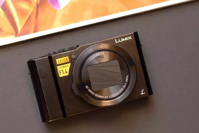 徕卡大光圈镜头,松下lx10对比徕卡相机