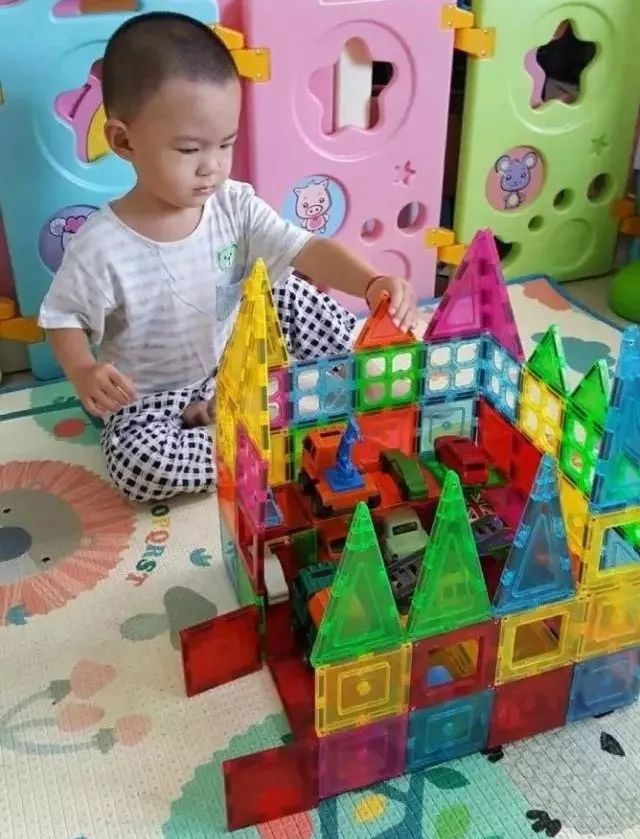 开团｜这个4年来只卖玩具的公众号，今天拿3000套出来秒杀，还有礼包抽奖