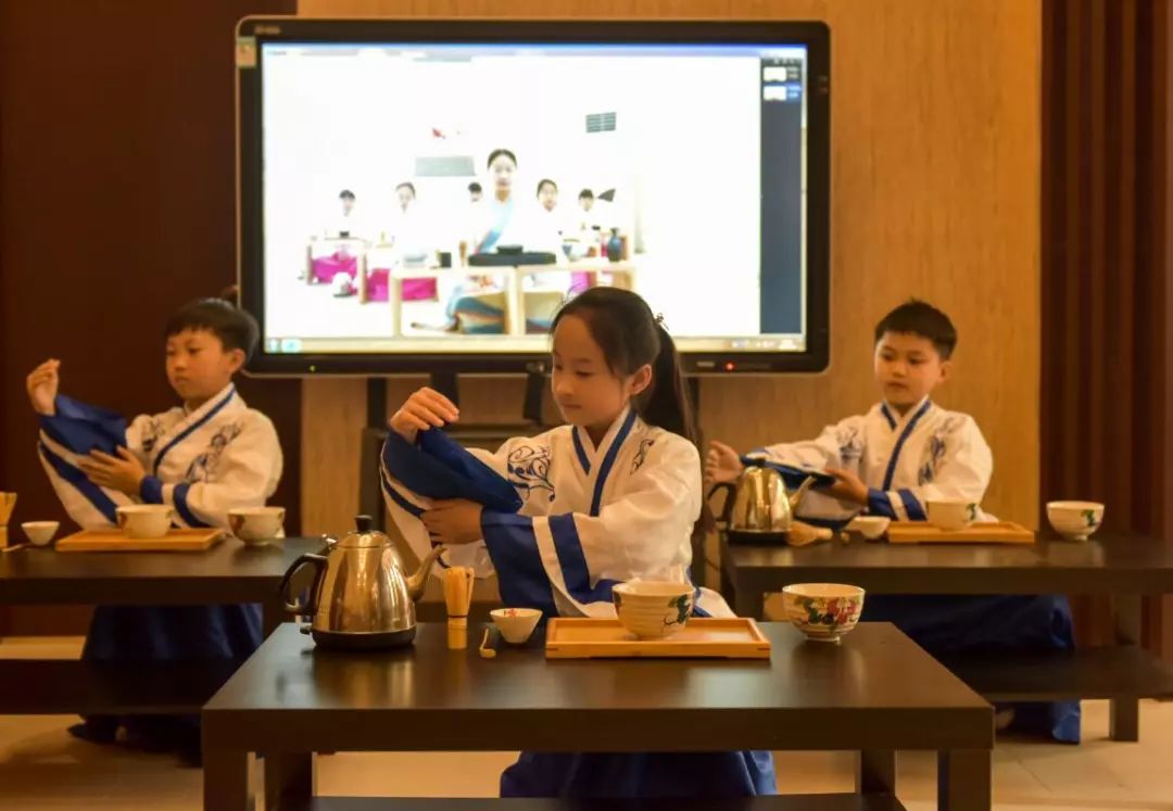 小学德育管理案例,小学学科德育优秀案例