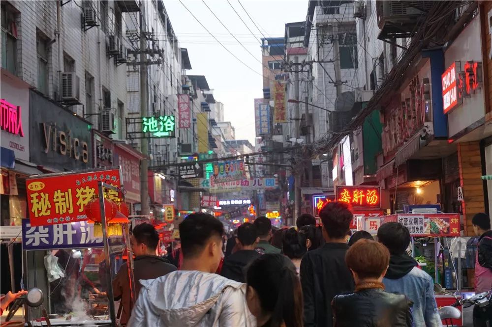 西安毕业生租房政策,西安毕业后租房生活