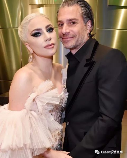 ladygaga洗尽铅华,洗尽铅华结婚