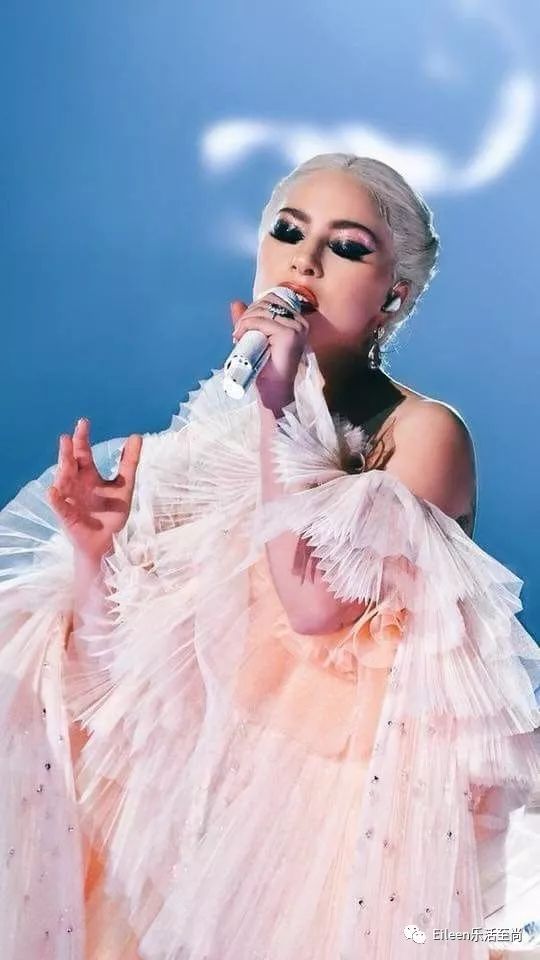 ladygaga洗尽铅华,洗尽铅华结婚