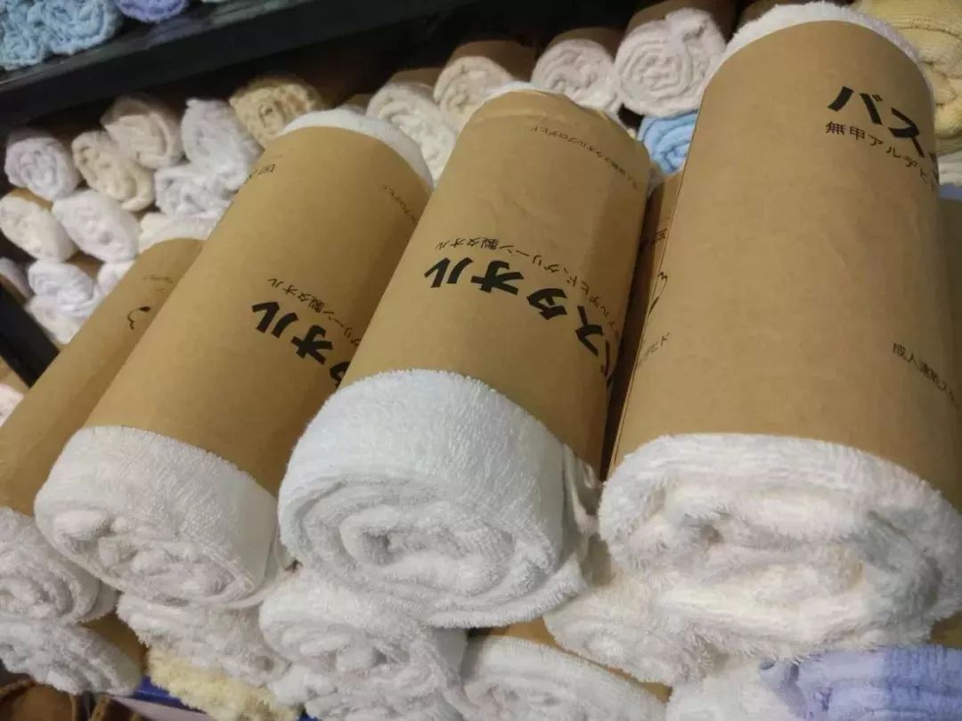 娼墝champion鏉ヨ,娼墝champion鏂版