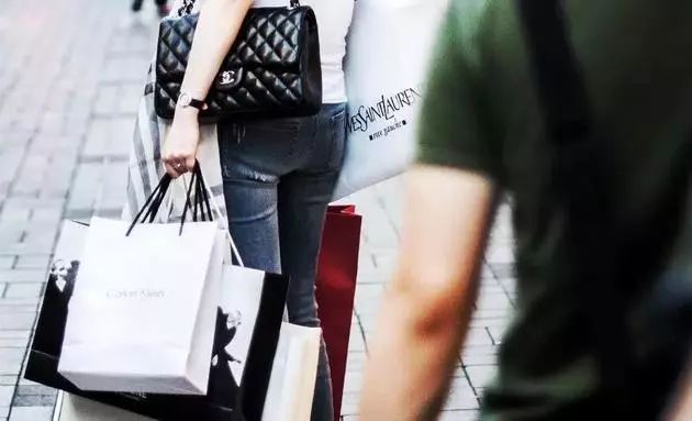 普通人在加拿大做什么赚钱,普通人在加拿大做什么工作赚钱