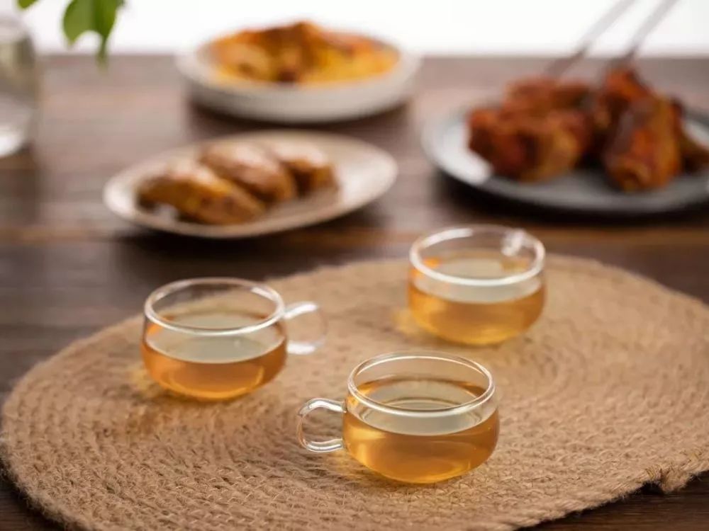 一条精选｜深山里的天然蜂巢蜜，可以解油腻的纯植物茶