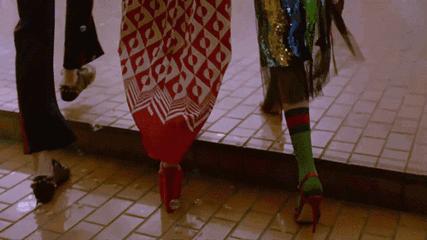 王菲同款鞋子300元,明星同款舒适耐穿小白鞋