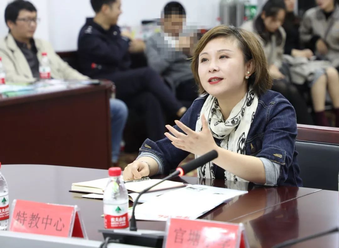 一个很有趣的朋友圈,一个特别的朋友800字