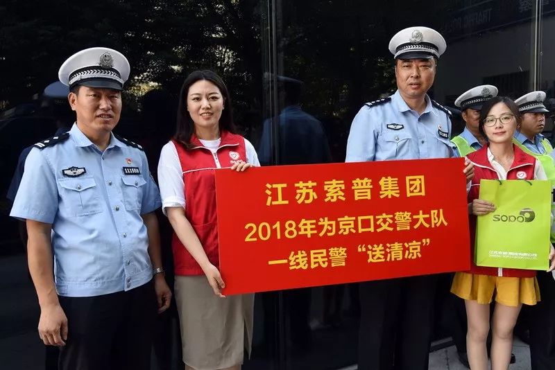 一个很有趣的朋友圈,一个特别的朋友800字