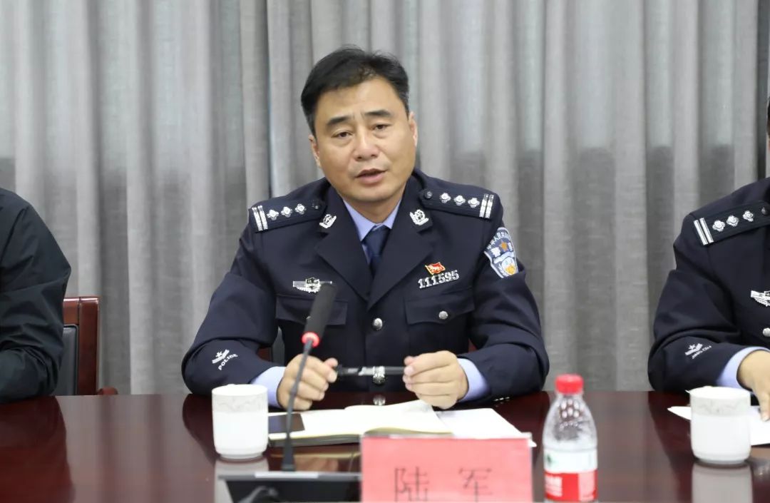 一个很有趣的朋友圈,一个特别的朋友800字