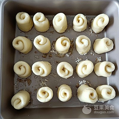 蜂蜜脆底小面包的教程,蜂蜜脆底小面包商用做法