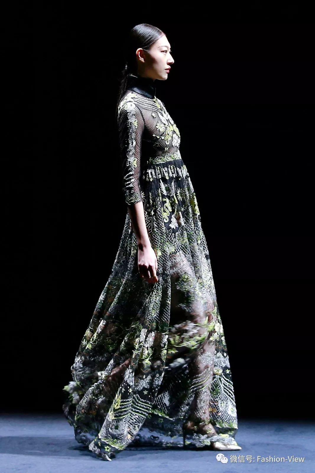 耳畔余音绕是什么意思,恩派雅羊绒衫女