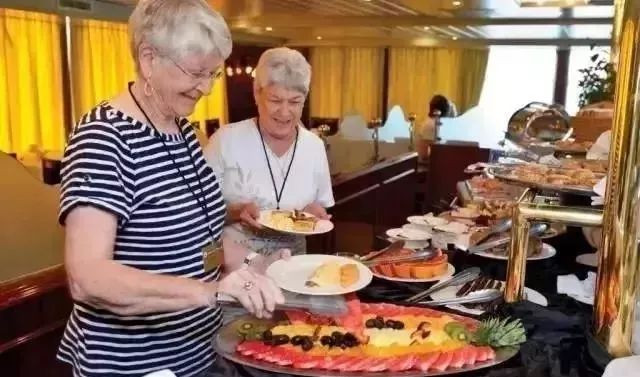 舒适的旅游体验,舒适惬意的欧洲小镇生活