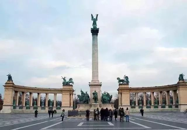 舒适的旅游体验,舒适惬意的欧洲小镇生活