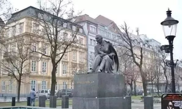 舒适的旅游体验,舒适惬意的欧洲小镇生活