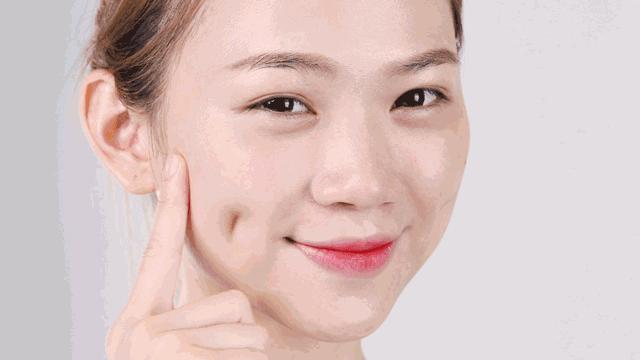 纳尼？！种草榜首的日妆精华只要5折（内附链接+赠品领取攻略）