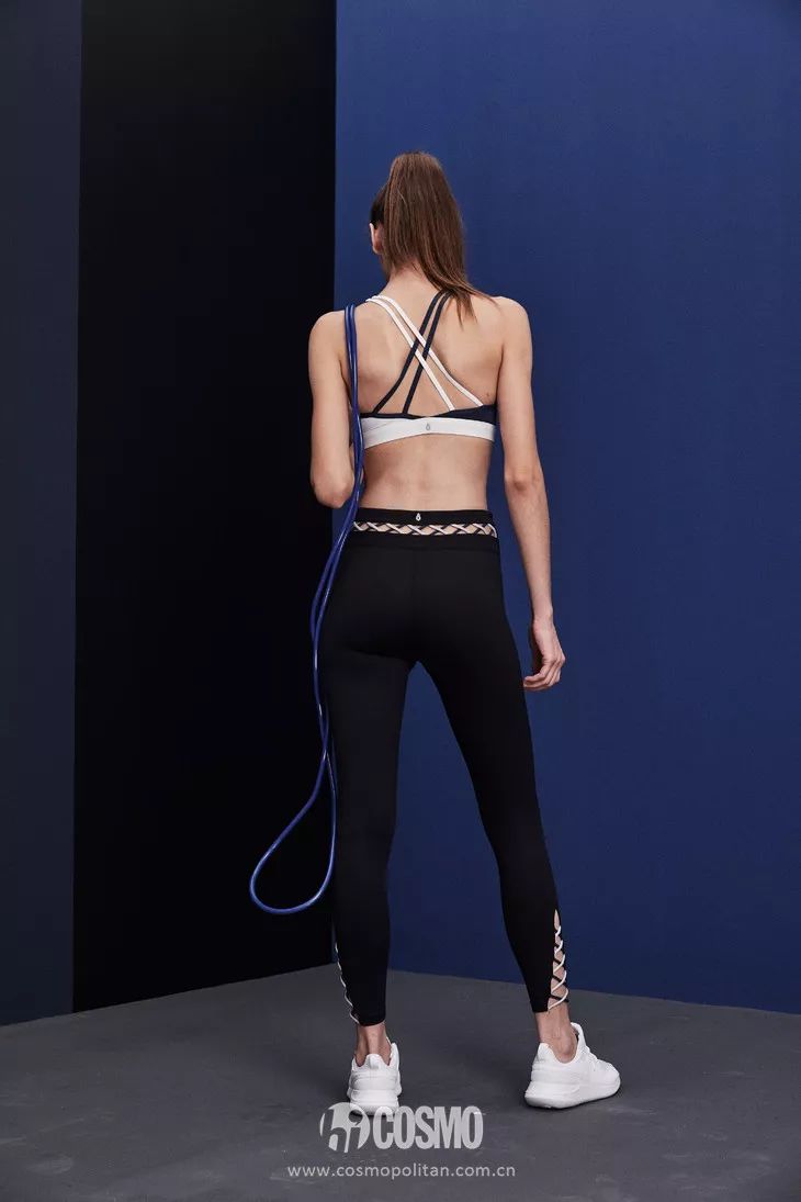 时髦健身服,时髦好看的健身服