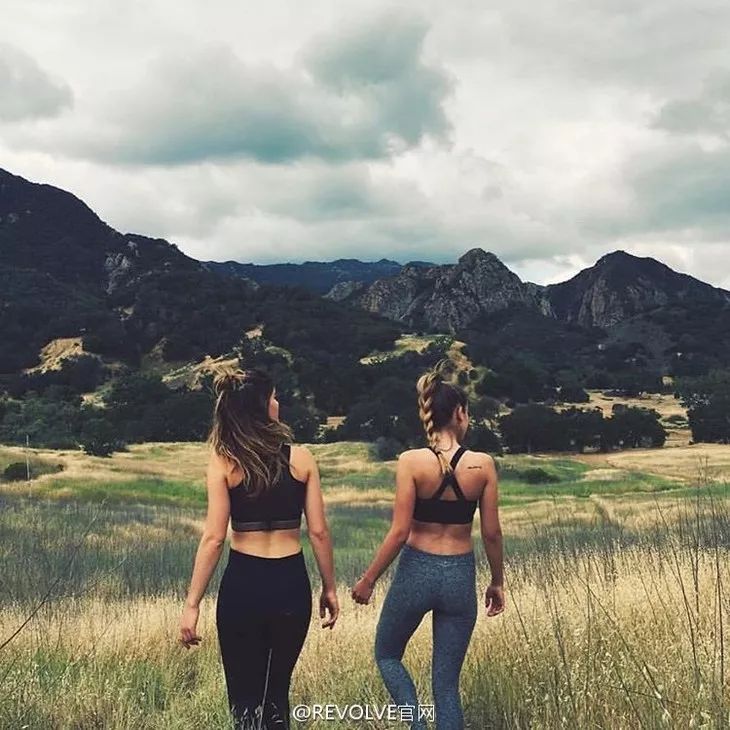 时髦健身服,时髦好看的健身服