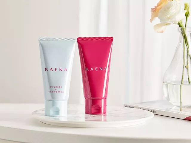 拼团丨日本贵妇牌身体乳,抹完身体香香的、滑滑的