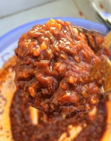 味道鲜美的酱料做法,金针菇西红柿辣酱