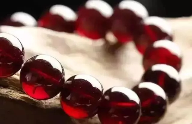 世界公认最养人的五种玉,最养人的玉石排名