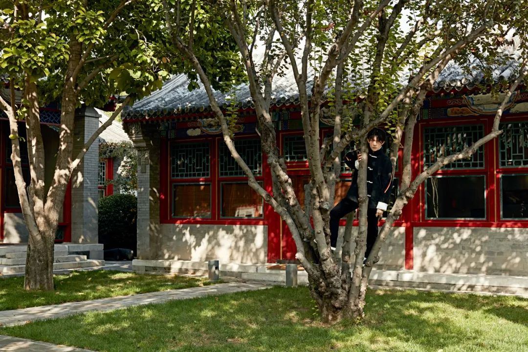 易烊千玺突然出神入化,易烊千玺身段