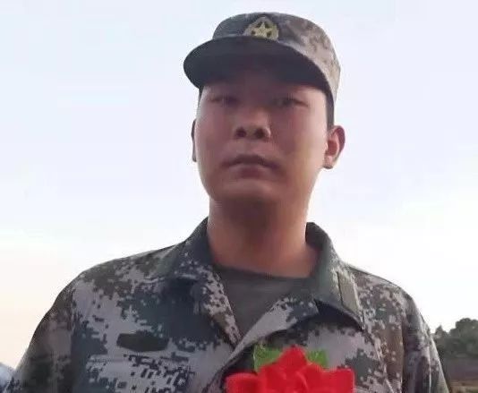 入伍仨月减肥70斤,入伍45天瘦30斤