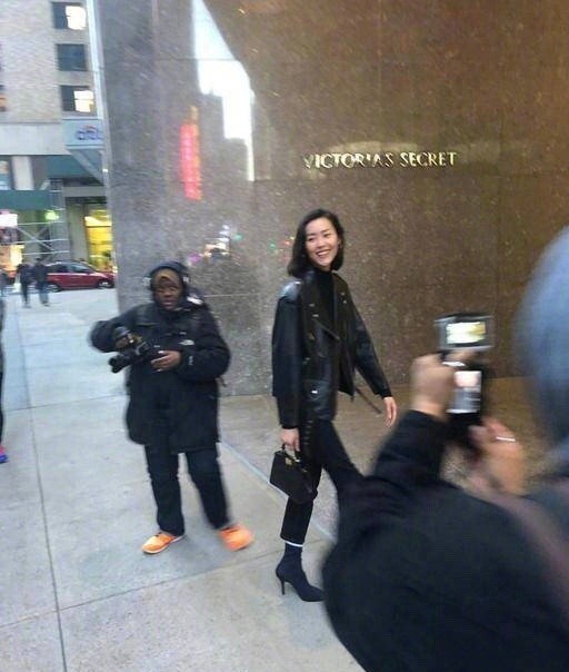 2010维多利亚的秘密内衣走秀刘雯,刘雯2018维多利亚的秘密秀