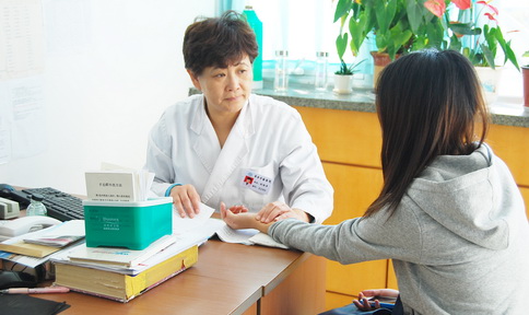 一心为患者着想,她做到了──记牟平区中医医院皮肤科主任、主任医师刘桂华