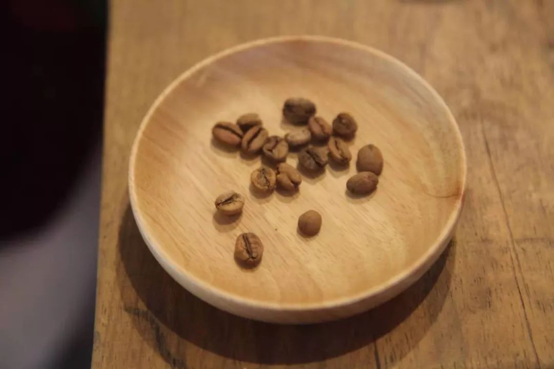 黄蜜和红蜜哪个好,新手解答