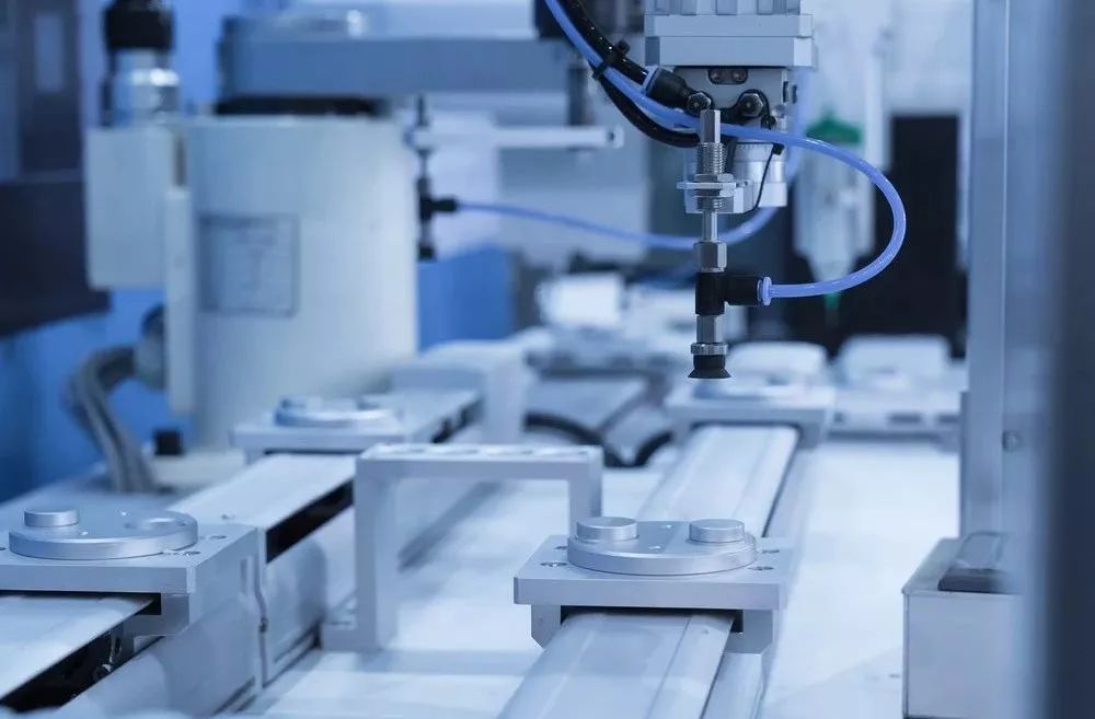 oppo小布和小爱哪个更强大,oppo实力有多强大