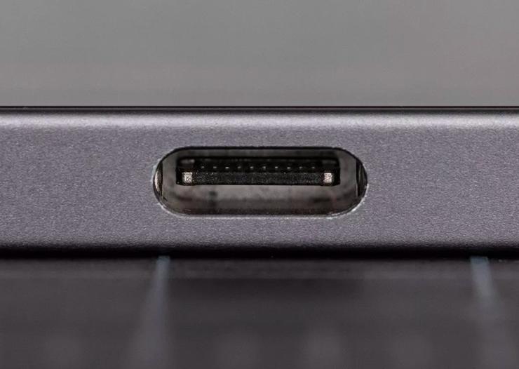 苹果说iPadPro是你的新电脑,然而它连个U盘都插不了