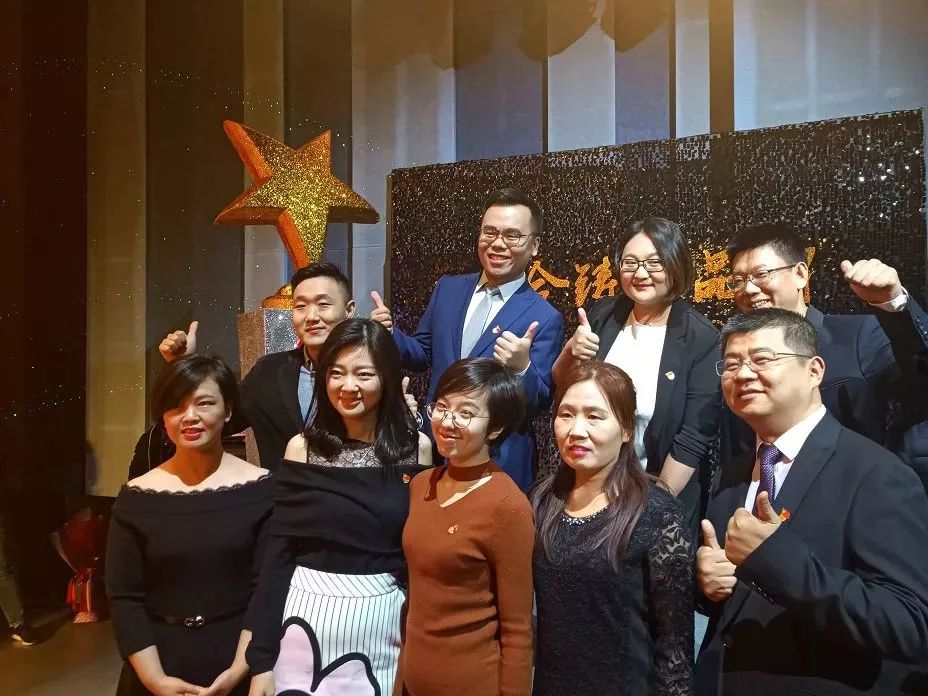 厉害了封面新闻,厉害了新品完整视频