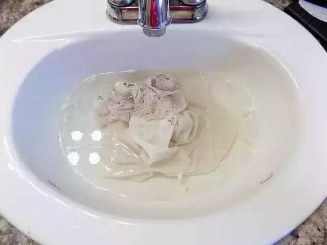 让衣服缩水的妙招,呢子衣服缩水怎么恢复妙招