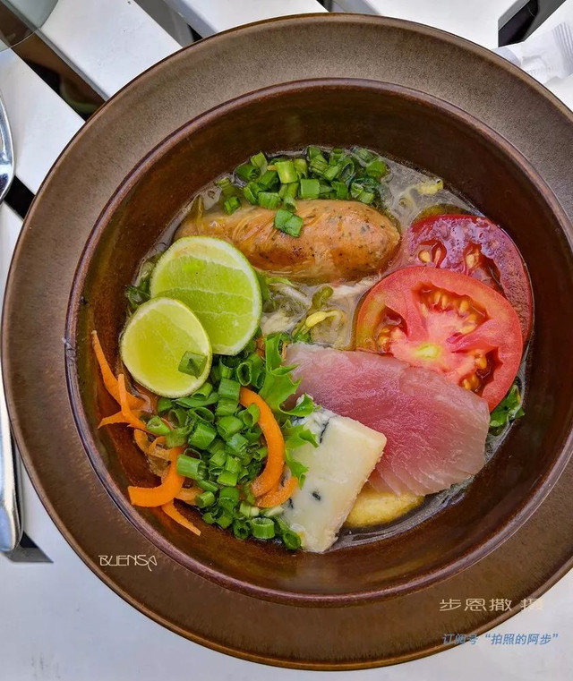 躺在巴厘岛沙滩看月亮,想停留在巴厘岛怎么办