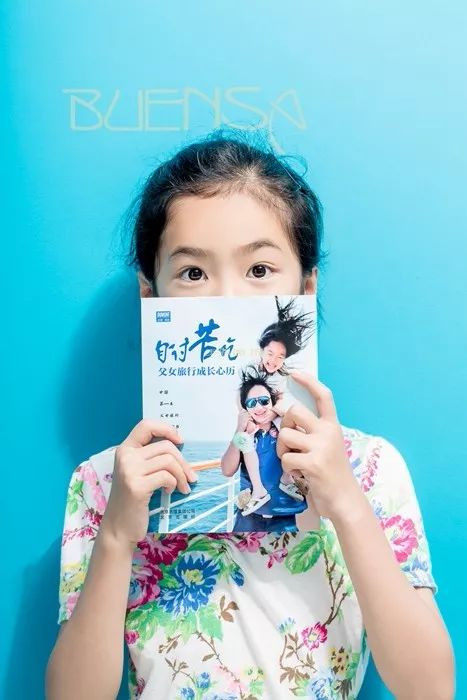 躺在巴厘岛沙滩看月亮,想停留在巴厘岛怎么办