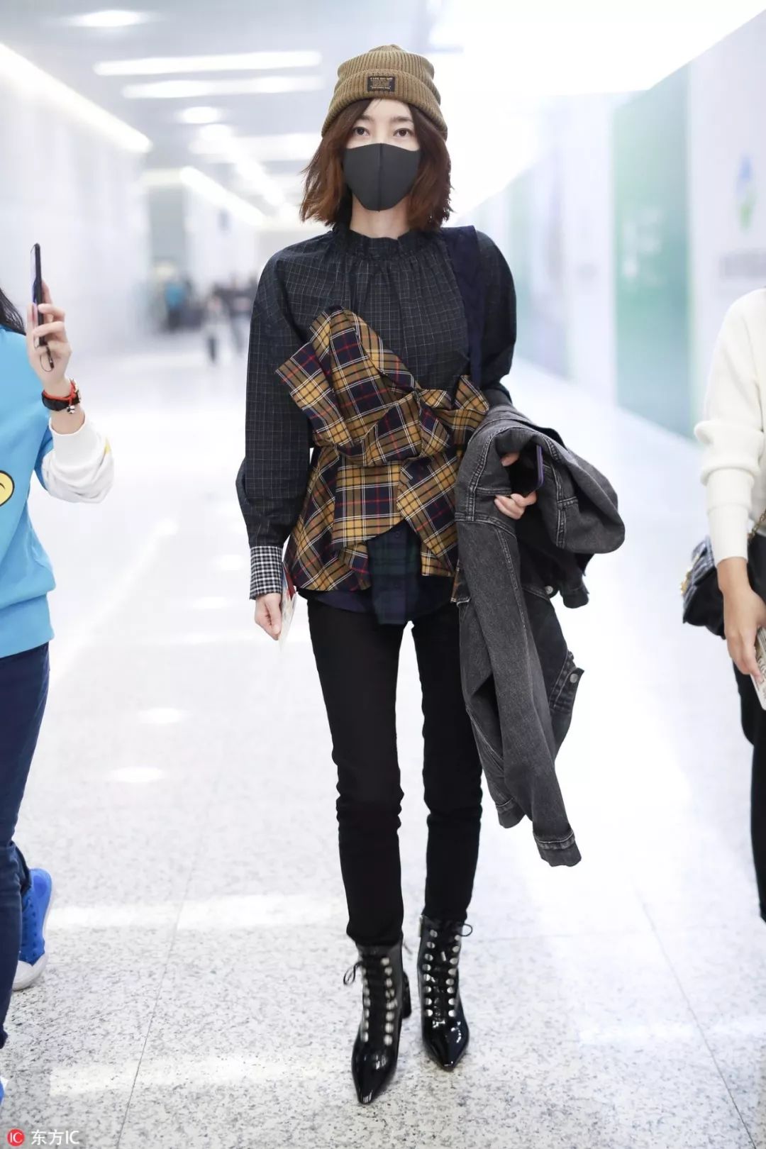 鞋带绕脚脖,鞋带勒脚脖会水肿吗