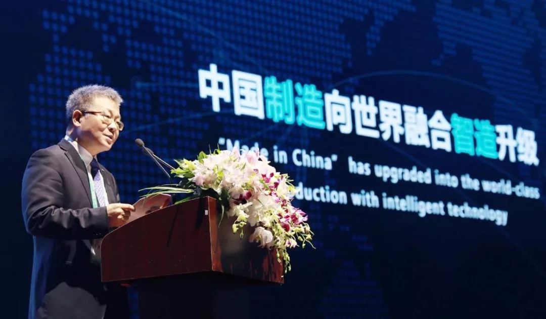 002739万达电影几个跌停,苹果专利被罚16亿